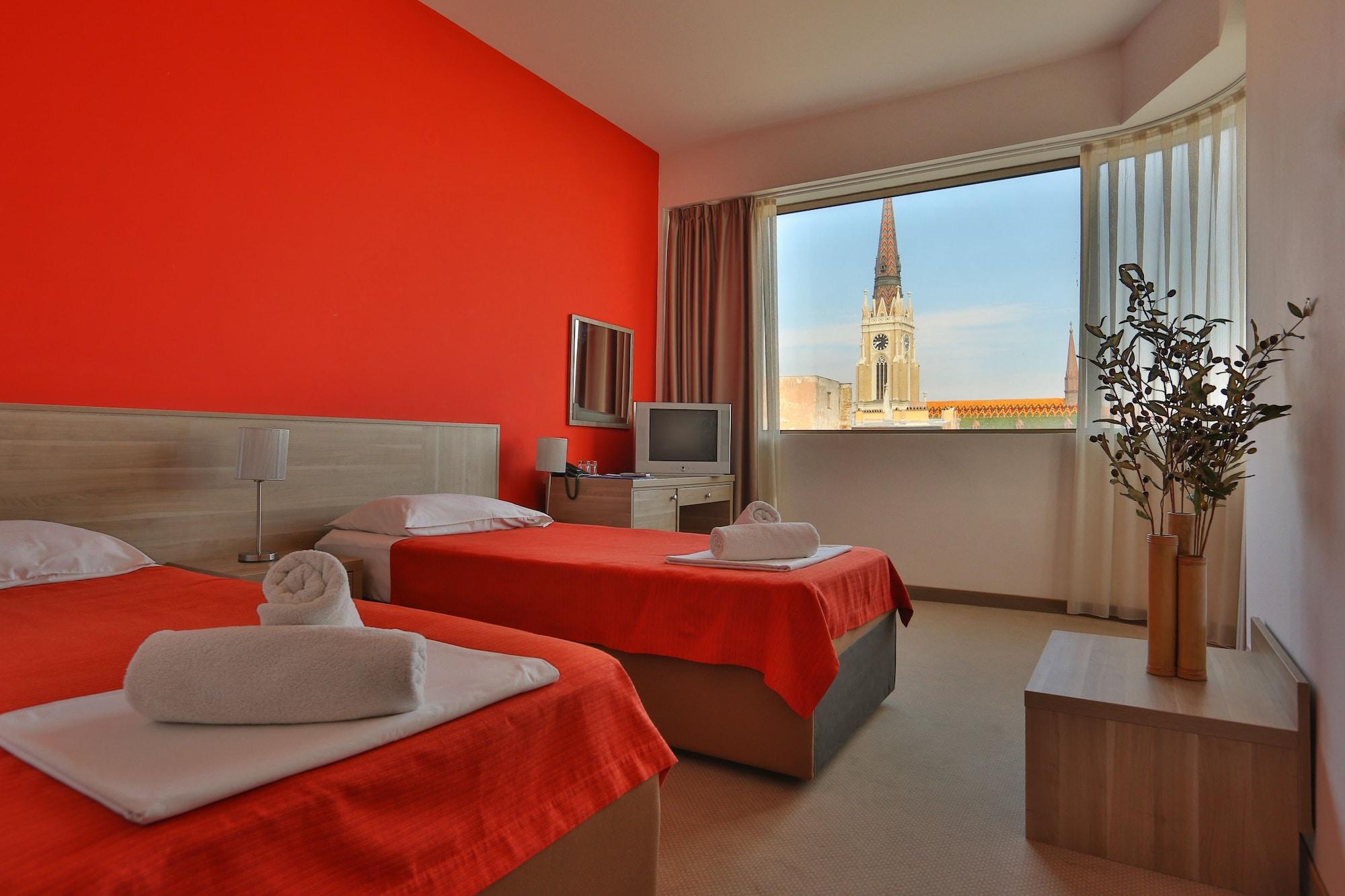 Hotel Putnik Novi Sad Exteriér fotografie