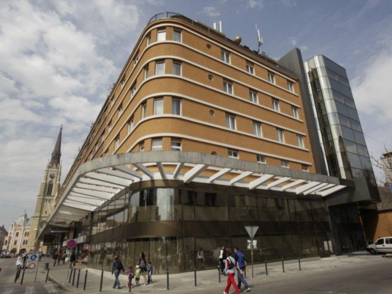 Hotel Putnik Novi Sad Exteriér fotografie