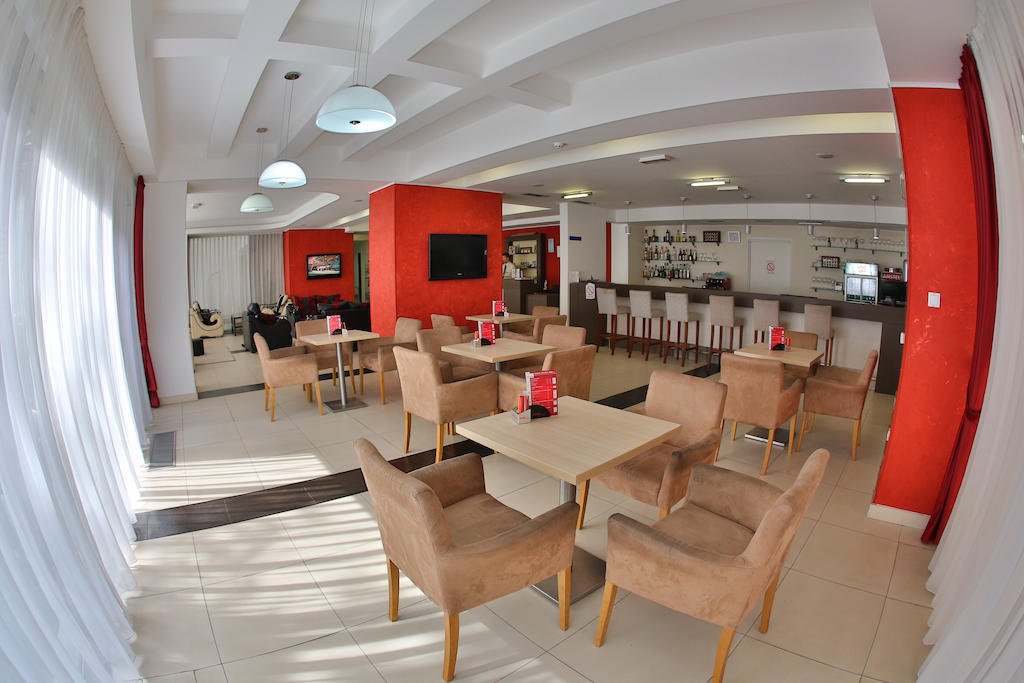 Hotel Putnik Novi Sad Exteriér fotografie