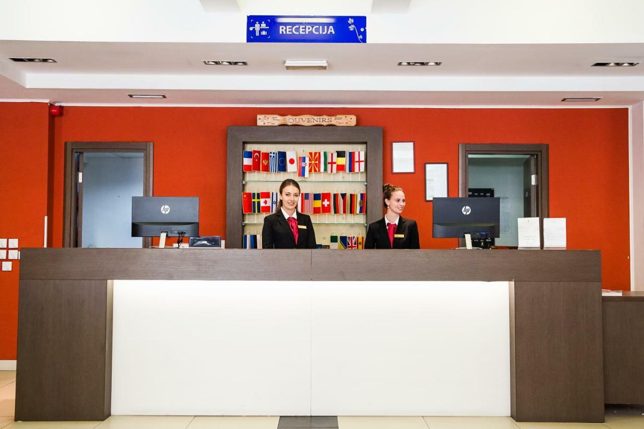 Hotel Putnik Novi Sad Exteriér fotografie